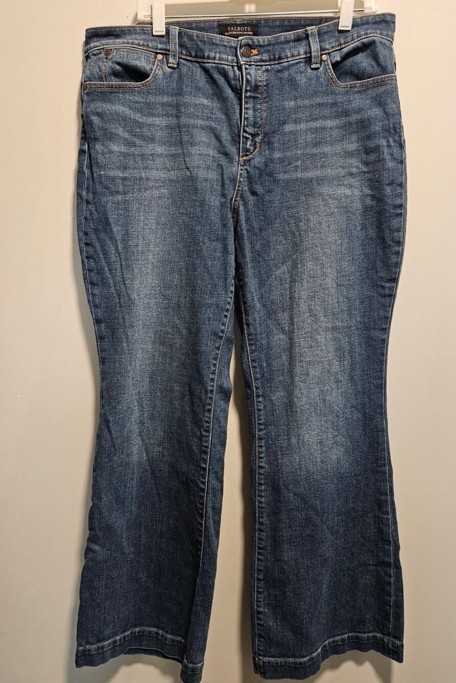 Women's Talbots Flawless Five Pocket Jeans Size 16 Flare Medium Wash
